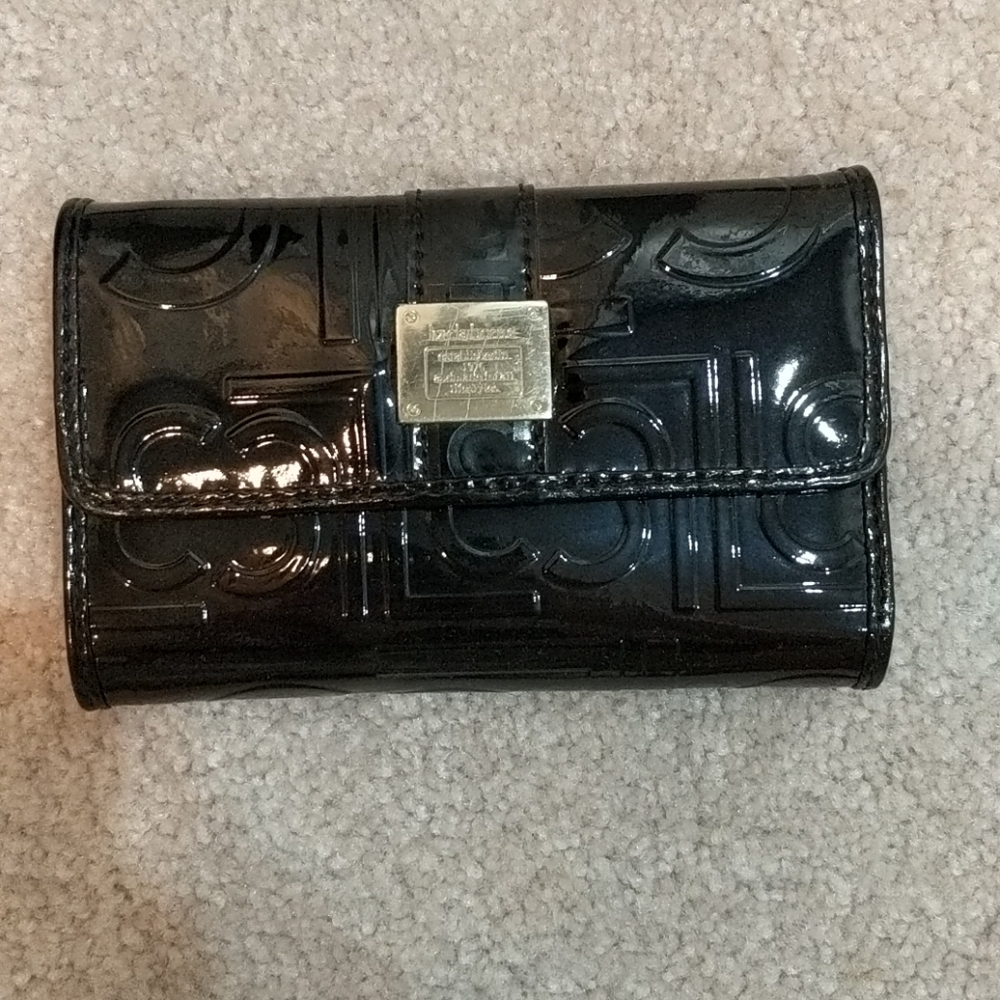 Liz Claiborne Wallet